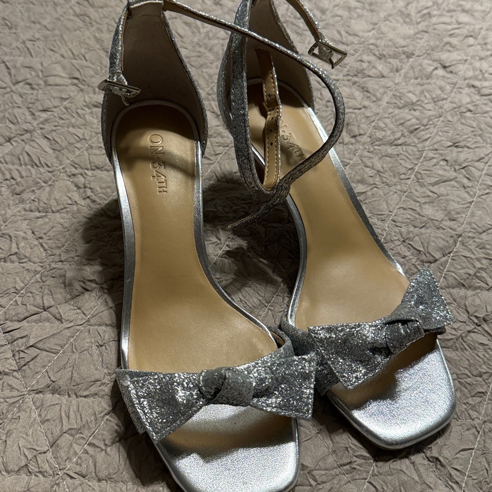 One State Silver Glitter Heels